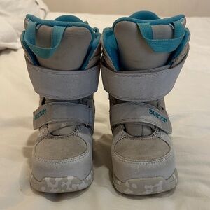 Burton Mini Grom Snowboard Boots Kids' White and Teal Snow Boots